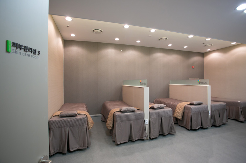 단순히 시술이 아닌, 사람을 본다는 것